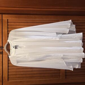 Elegant White Long-Sleeve Dress